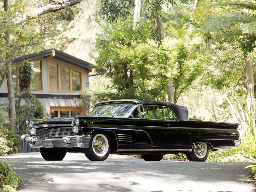  Lincoln Continental Mark V Convertible 1960 года  (фото 9 из 60)